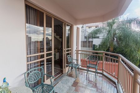 Casa à venda com 337m², 4 quartos e 4 vagasVaranda da Sala 1