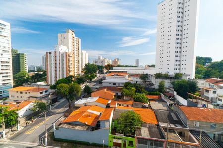 Apartamento à venda com 180m², 3 quartos e 4 vagas Apartamento à venda com 180m², 3 quartos e 4 vagasVista da Sacada