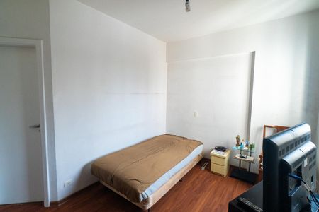Apartamento à venda com 180m², 3 quartos e 4 vagas Apartamento à venda com 180m², 3 quartos e 4 vagasSuite 3