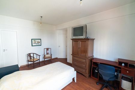 Apartamento à venda com 180m², 3 quartos e 4 vagas Apartamento à venda com 180m², 3 quartos e 4 vagasSuite 1