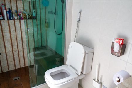 Apartamento à venda com 78m², 3 quartos e 1 vaga Apartamento à venda com 78m², 3 quartos e 1 vagaBanheiro da Suíte