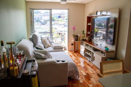 Apartamento à venda com 78m², 3 quartos e 1 vaga Apartamento à venda com 78m², 3 quartos e 1 vagaSala