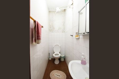 Casa à venda com 185m², 2 quartos e 3 vagasBanheiro de serviço