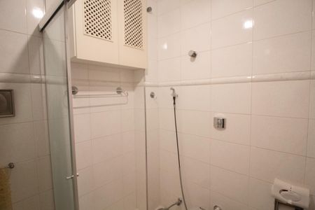 Apartamento à venda com 80m², 2 quartos e 1 vagaBanheiro