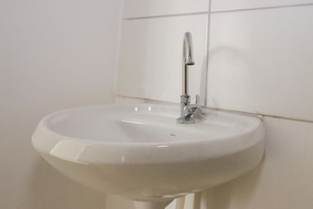 Apartamento à venda com 35m², 2 quartos e 1 vaga Apartamento à venda com 35m², 2 quartos e 1 vagaBanheiro