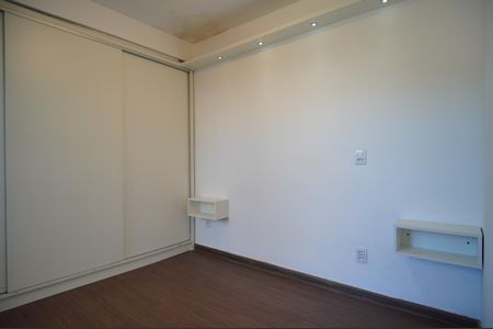 Casa de condomínio à venda com 80m², 2 quartos e 2 vagasQuarto 1