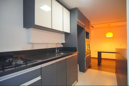 Casa de condomínio à venda com 80m², 2 quartos e 2 vagasCozinha