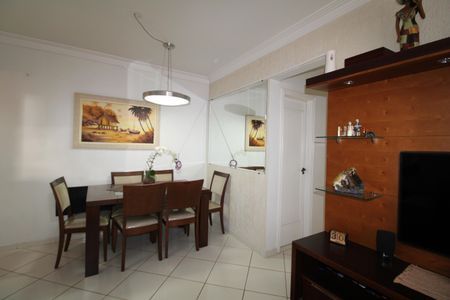 Apartamento à venda com 64m², 2 quartos e 1 vagaSala