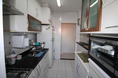 Apartamento à venda com 64m², 2 quartos e 1 vagaCozinha