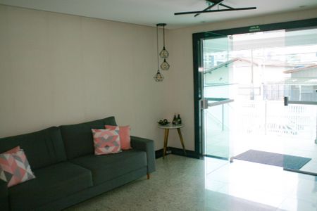 Apartamento para alugar com 85m², 2 quartos e 1 vaga Apartamento para alugar com 85m², 2 quartos e 1 vagaÁrea comum - Hall de entrada