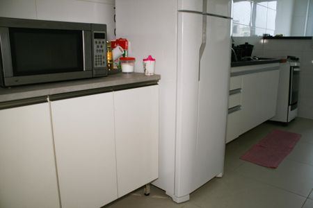 Apartamento para alugar com 85m², 2 quartos e 1 vaga Apartamento para alugar com 85m², 2 quartos e 1 vagaCozinha
