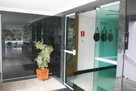 Apartamento para alugar com 85m², 2 quartos e 1 vaga Apartamento para alugar com 85m², 2 quartos e 1 vagaEntrada