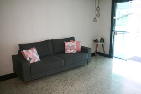 Apartamento para alugar com 85m², 2 quartos e 1 vaga Apartamento para alugar com 85m², 2 quartos e 1 vagaÁrea comum - Hall de entrada