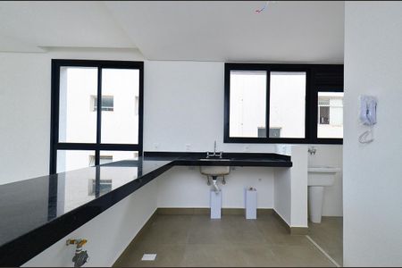 Apartamento à venda com 76m², 2 quartos e 2 vagasCozinha