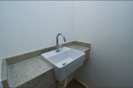 Apartamento à venda com 76m², 2 quartos e 2 vagasLavabo