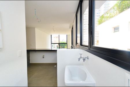 Apartamento à venda com 76m², 2 quartos e 2 vagasÁrea de Serviço
