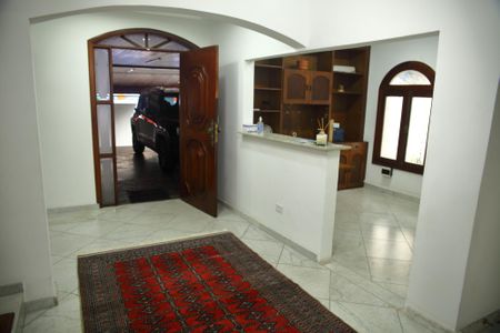 Casa à venda com 650m², 4 quartos e 6 vagasSala