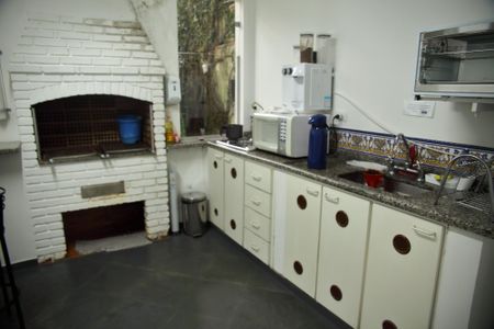 Casa à venda com 650m², 4 quartos e 6 vagasCozinha