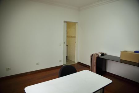 Casa à venda com 650m², 4 quartos e 6 vagasSuíte 1