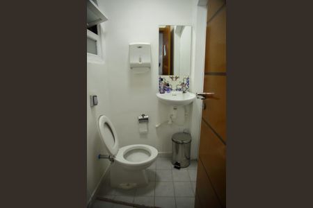 Casa à venda com 650m², 4 quartos e 6 vagasBanheiro Social