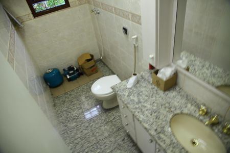 Casa à venda com 650m², 4 quartos e 6 vagasBanheiro Suíte 1