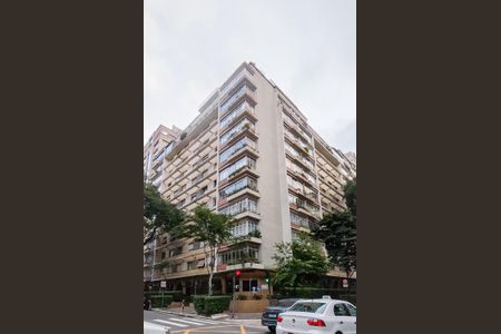 Apartamento à venda com 188m², 3 quartos e 2 vagas Apartamento à venda com 188m², 3 quartos e 2 vagasFachada