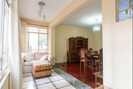 Apartamento à venda com 188m², 3 quartos e 2 vagas Apartamento à venda com 188m², 3 quartos e 2 vagasSala