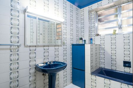 Apartamento à venda com 188m², 3 quartos e 2 vagas Apartamento à venda com 188m², 3 quartos e 2 vagasBanheiro 1