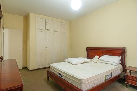 Apartamento à venda com 188m², 3 quartos e 2 vagas Apartamento à venda com 188m², 3 quartos e 2 vagasQuarto 3