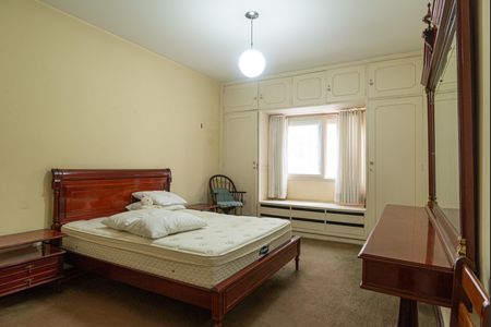 Apartamento à venda com 188m², 3 quartos e 2 vagas Apartamento à venda com 188m², 3 quartos e 2 vagasQuarto 3