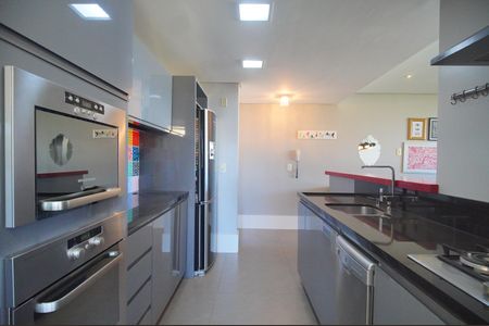 Apartamento à venda com 109m², 3 quartos e 2 vagasCozinha