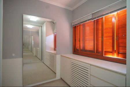 Apartamento à venda com 109m², 3 quartos e 2 vagasCloset