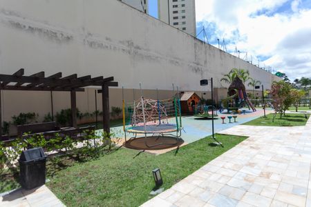 Apartamento à venda com 69m², 2 quartos e 2 vagas Apartamento à venda com 69m², 2 quartos e 2 vagasPlayground