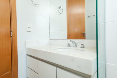 Apartamento à venda com 69m², 2 quartos e 2 vagas Apartamento à venda com 69m², 2 quartos e 2 vagasBanheiro da Suíte