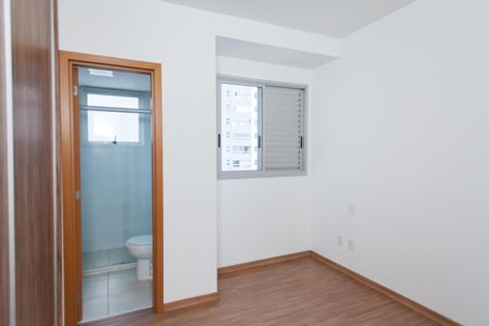 Apartamento à venda com 69m², 2 quartos e 2 vagas Apartamento à venda com 69m², 2 quartos e 2 vagassuite