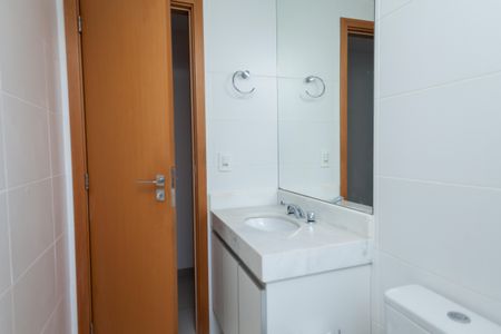 Apartamento à venda com 69m², 2 quartos e 2 vagas Apartamento à venda com 69m², 2 quartos e 2 vagasBanheiro Social