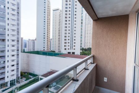 Apartamento à venda com 69m², 2 quartos e 2 vagas Apartamento à venda com 69m², 2 quartos e 2 vagasVaranda da Sala