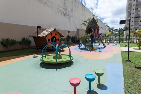 Apartamento à venda com 69m², 2 quartos e 2 vagas Apartamento à venda com 69m², 2 quartos e 2 vagasPlayground