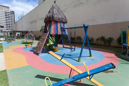 Apartamento à venda com 69m², 2 quartos e 2 vagas Apartamento à venda com 69m², 2 quartos e 2 vagasPlayground