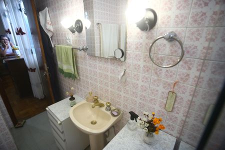 Casa à venda com 190m², 4 quartos e 2 vagasSuite