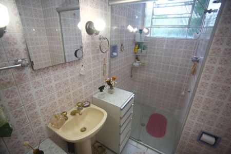 Casa à venda com 190m², 4 quartos e 2 vagasSuite