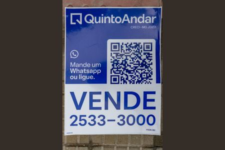 Apartamento à venda com 163m², 3 quartos e 2 vagasPlaca de vende instalada na fachada do imóvel (PUQN-362)