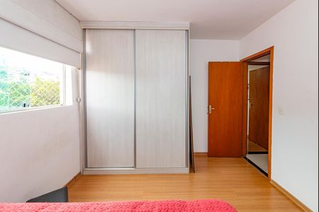 Apartamento à venda com 163m², 3 quartos e 2 vagasQuarto 