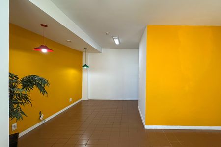 Studio à venda com 25m², 1 quarto e sem vaga Studio à venda com 25m², 1 quarto e sem vagaSala/Quarto