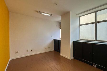 Studio à venda com 25m², 1 quarto e sem vaga Studio à venda com 25m², 1 quarto e sem vagaSala/Quarto