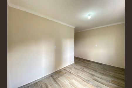 Casa à venda com 150m², 3 quartos e 3 vagas Casa à venda com 150m², 3 quartos e 3 vagasQuarto 2