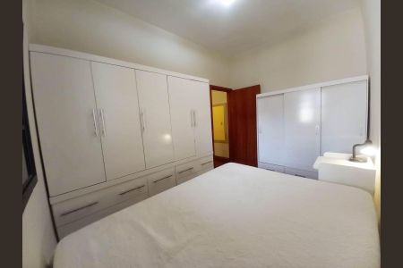 Casa à venda com 170m², 3 quartos e 2 vagas