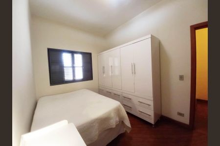 Casa à venda com 170m², 3 quartos e 2 vagas