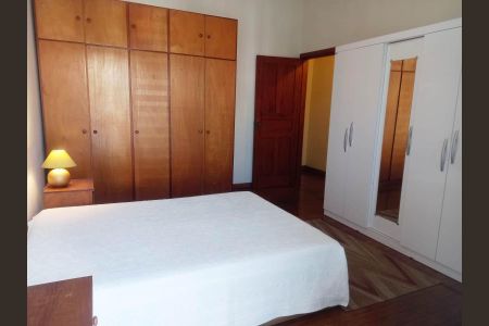 Casa à venda com 170m², 3 quartos e 2 vagas