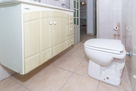 Apartamento à venda com 102m², 3 quartos e 2 vagas Apartamento à venda com 102m², 3 quartos e 2 vagasBanheiro